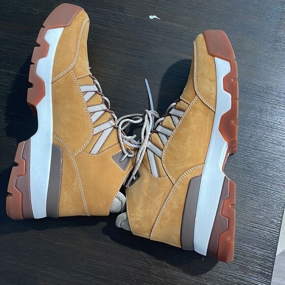 NEW WOMEN'S EURO SWIFT HIKING BOOTS TIMBERLAND - Picture 9 of 9